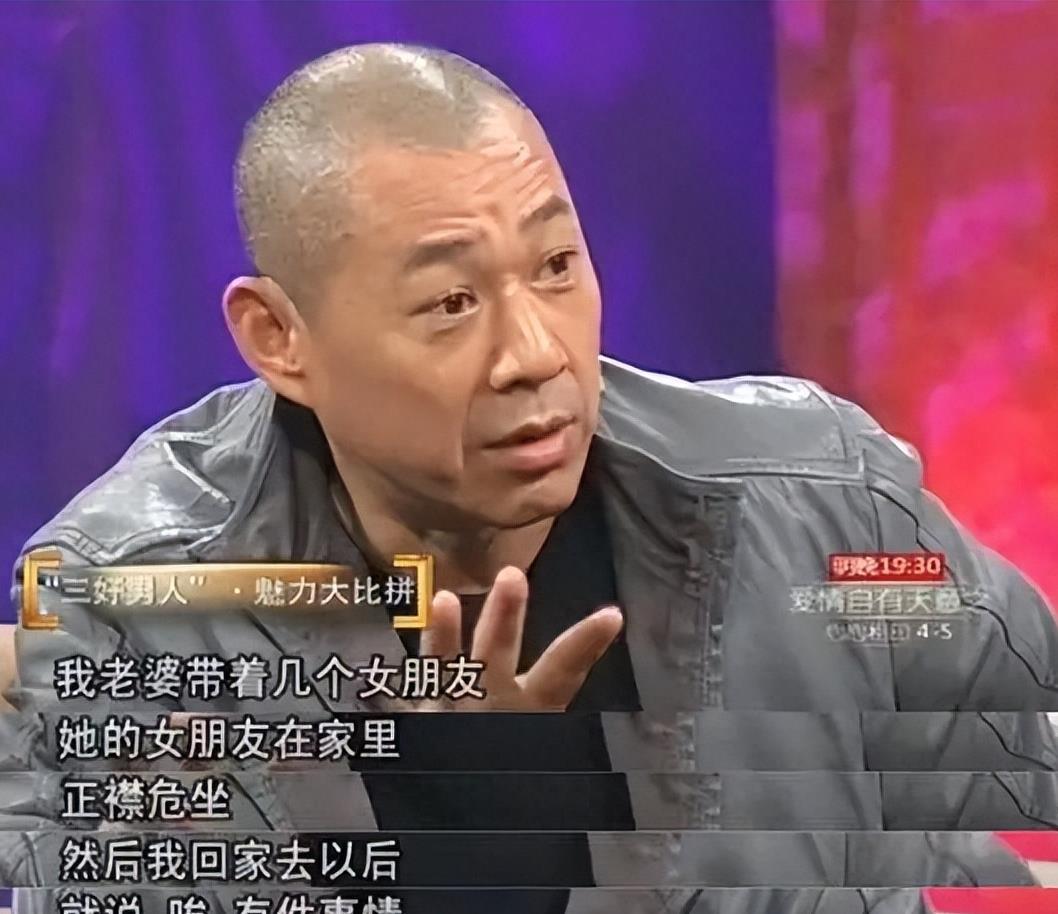 张博宇希望进入演艺圈发展,但张丰毅对他的演技和外貌表示质疑,并坦言