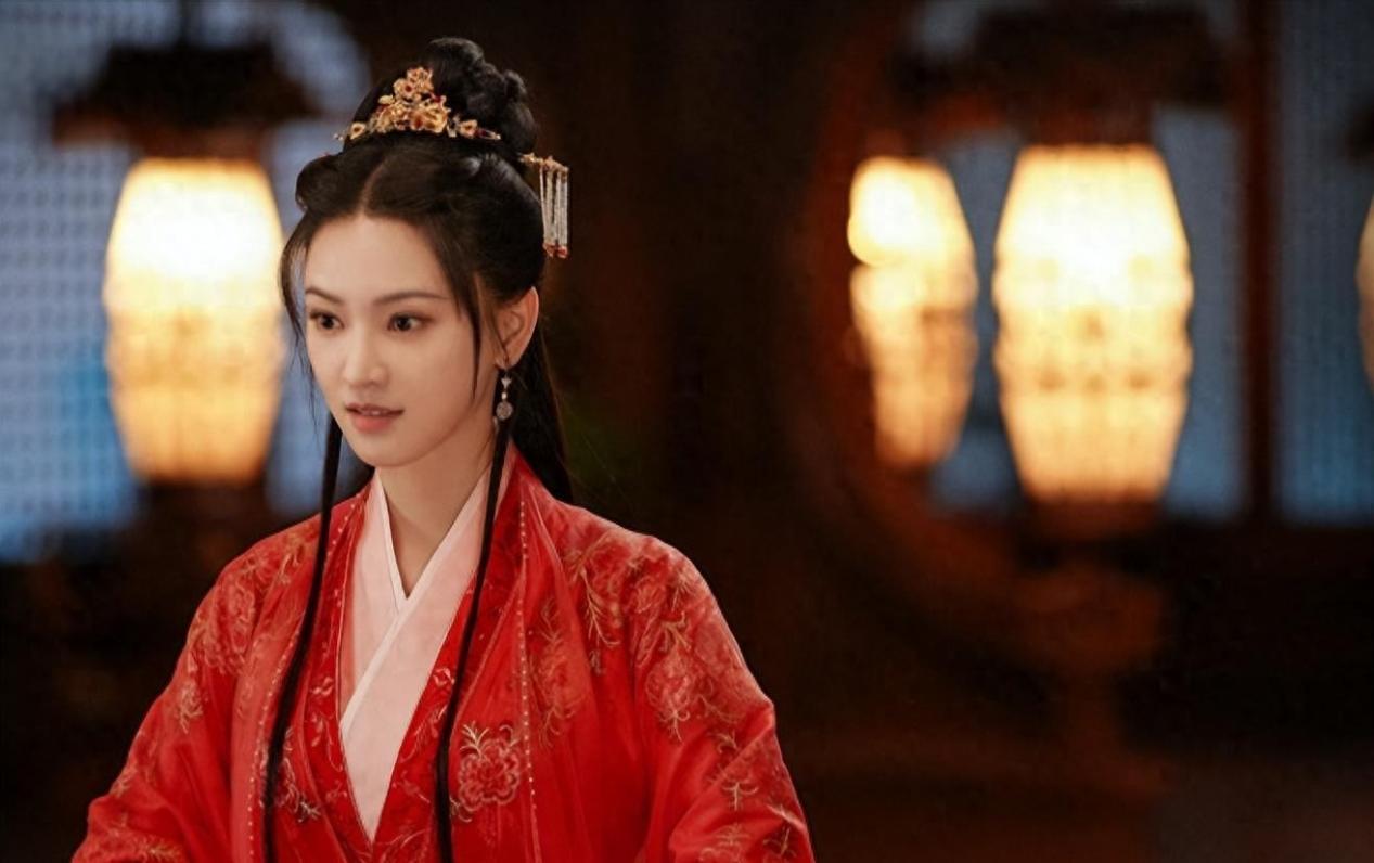 《长牵挂》:黄灿灿的成功 黄灿灿在《长相思》中的成功不仅仅是她出色