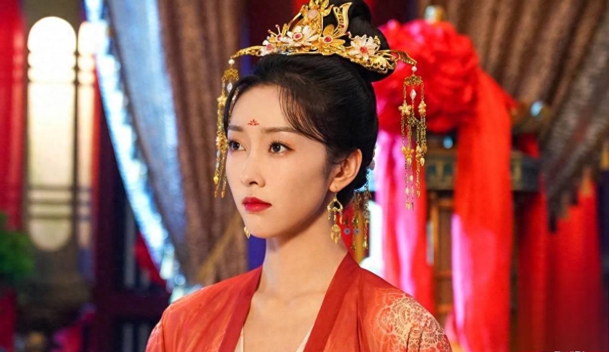 宣璐:低调实力派演员 宣璐在《陈情令》中的表现圈粉了很多,但是她并