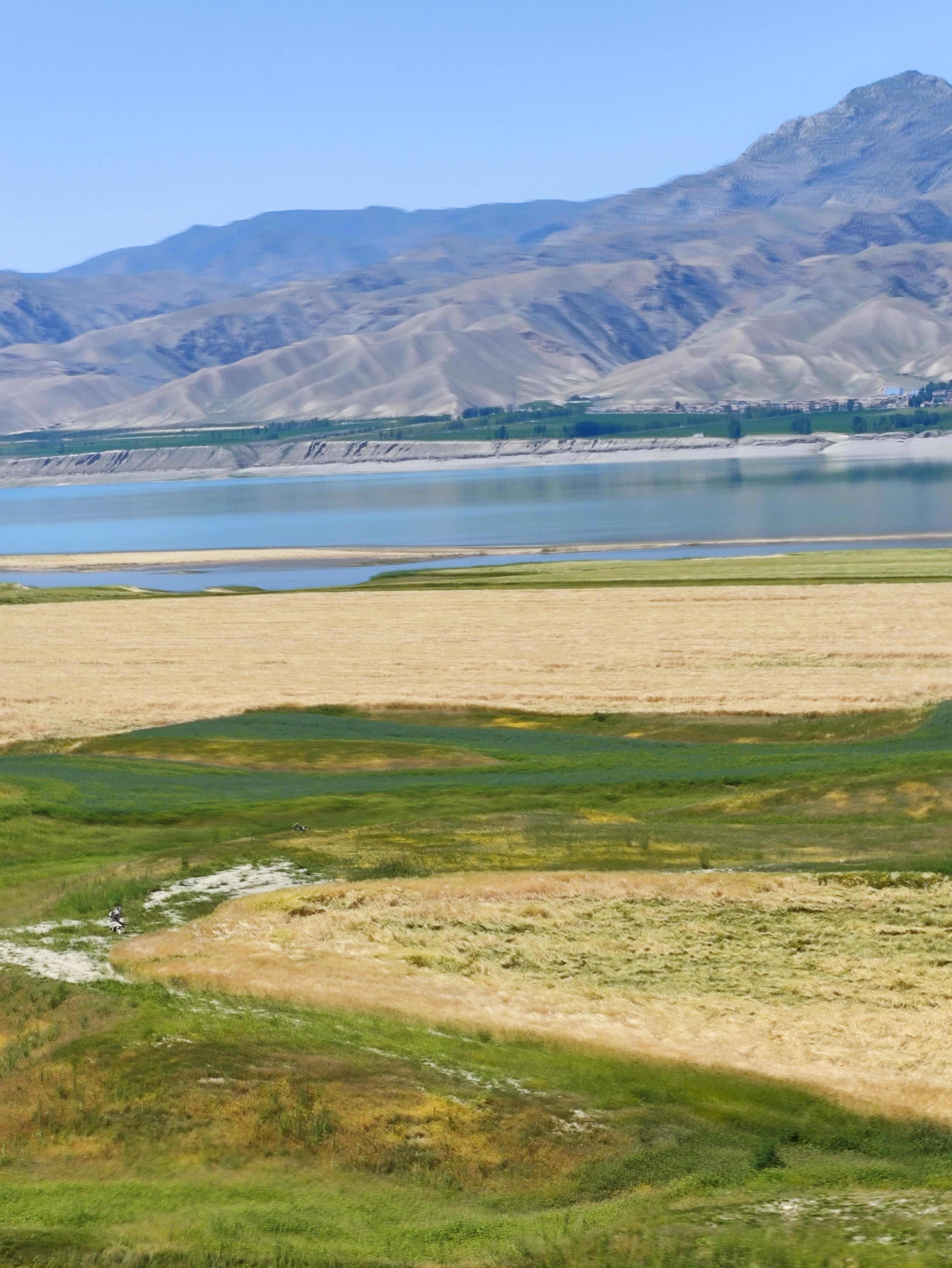 新疆唯一称其为"海"的地方 恰甫其海位于伊犁哈萨克自治州巩留县,是