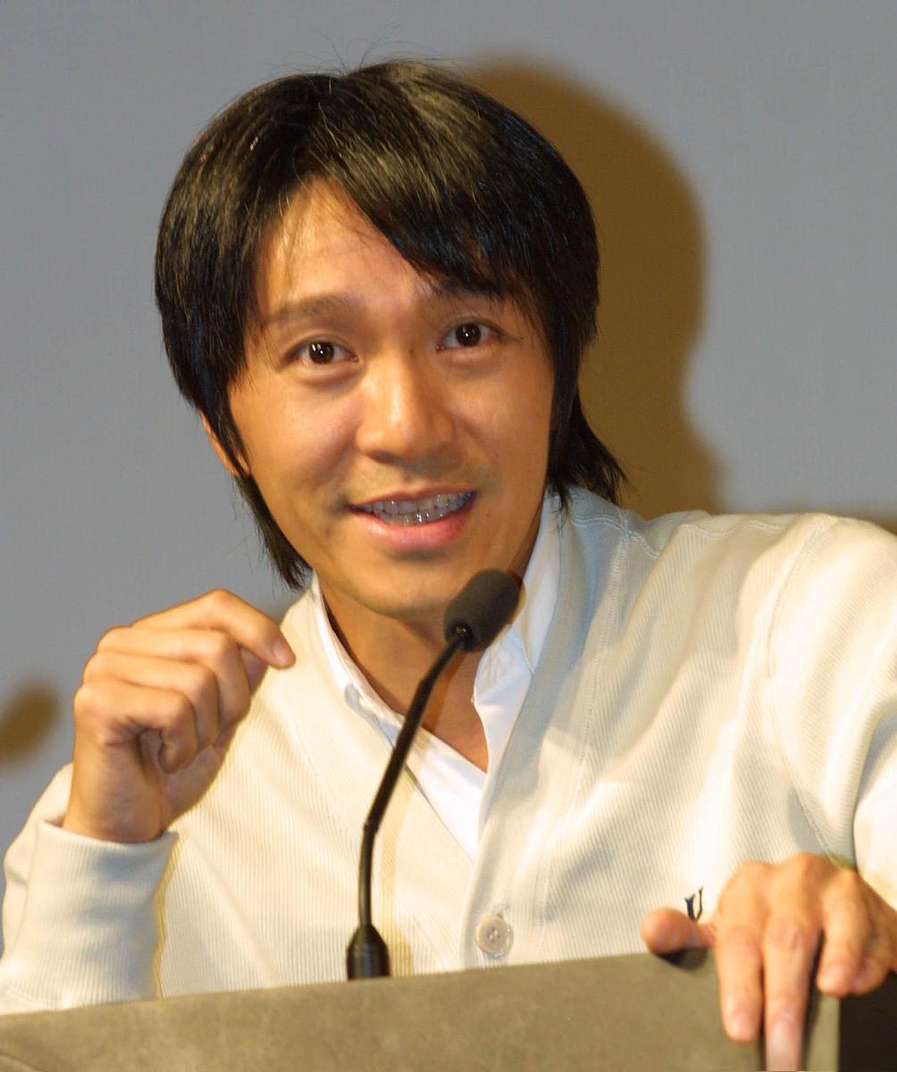 演员转型导演,看看这3位成功的明星 周星驰,徐峥,吴京,这3位成功转型
