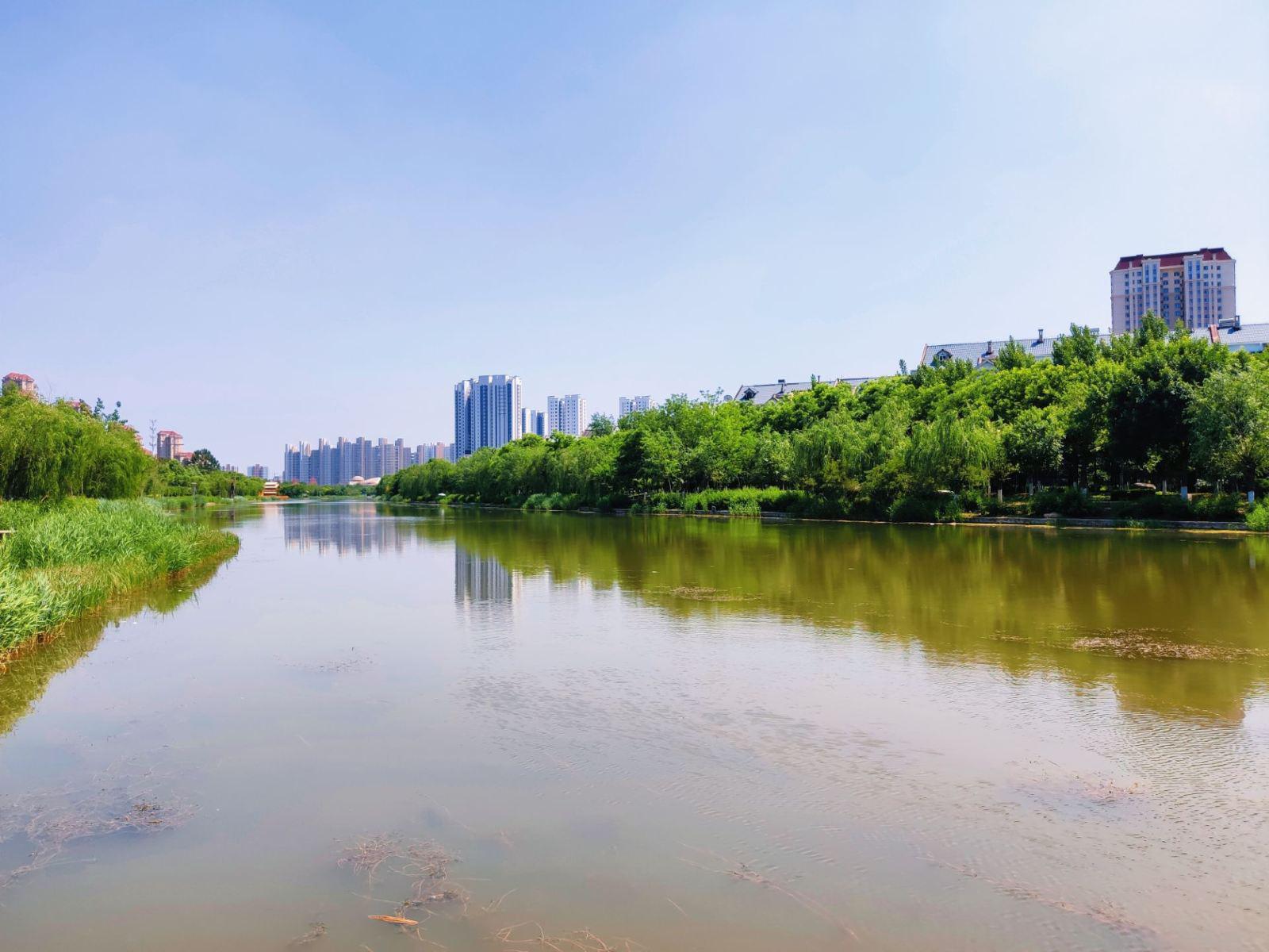 天津海河故道公园 海河故道公园位于天津市津南区的咸水沽镇北部,是一