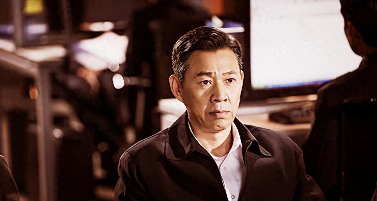 张丰毅的两大遗憾 张丰毅,中国电影界的代表人物之一,他的电影作品