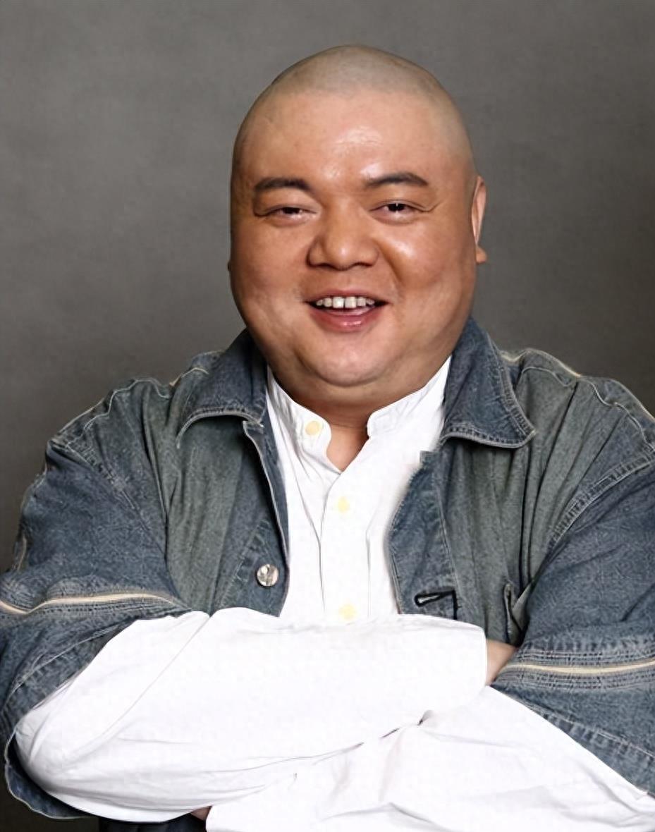 涿州洪灾:谢宁的勇敢与责任 涿州洪灾已影响13万人,谢宁的家被洪水