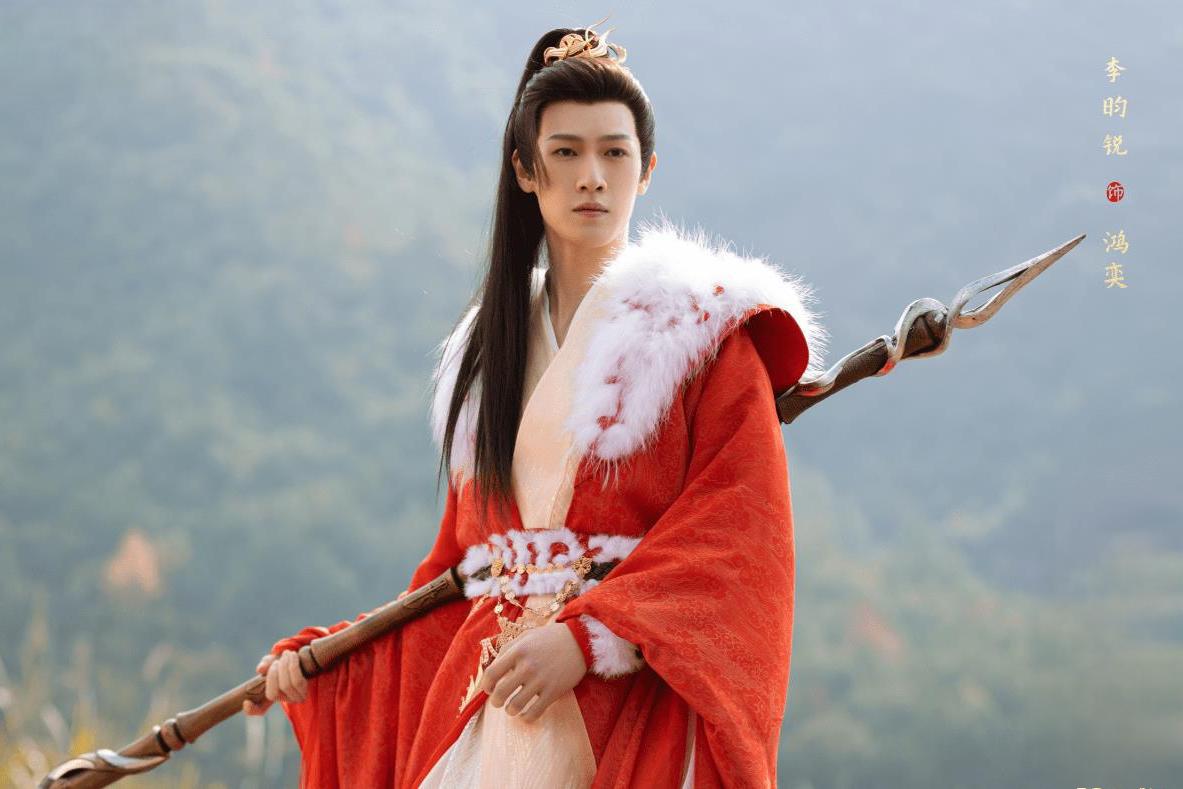 神秘上古后传《神隐》即将上线 《神隐》是《千古玦尘》的后传,由赵露