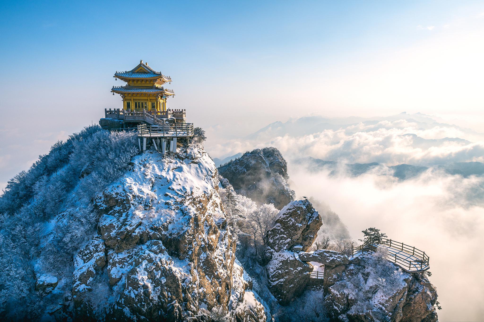 冬天的老君山之旅 这个冬天来一次老君山吧,让你流连忘返.