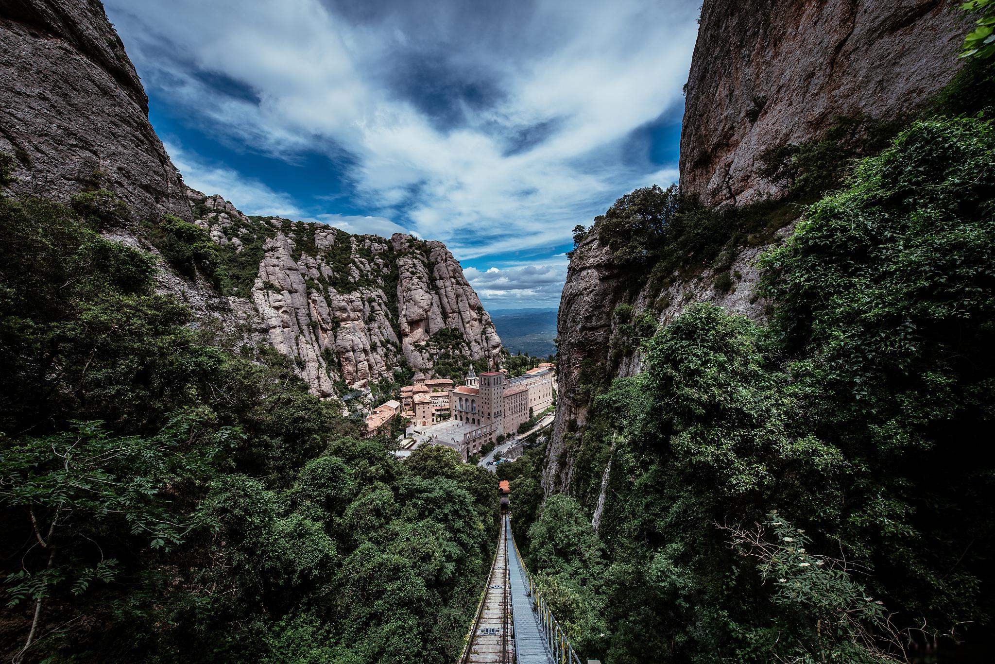 宝泉大峡谷游览攻略 宝泉大峡谷风景区是一个美丽的自然景点,以下是
