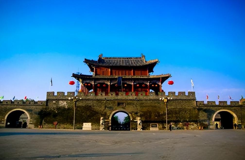 商丘古城的历史和文化 商丘古城位于河南省商丘市睢阳区,是中国历史