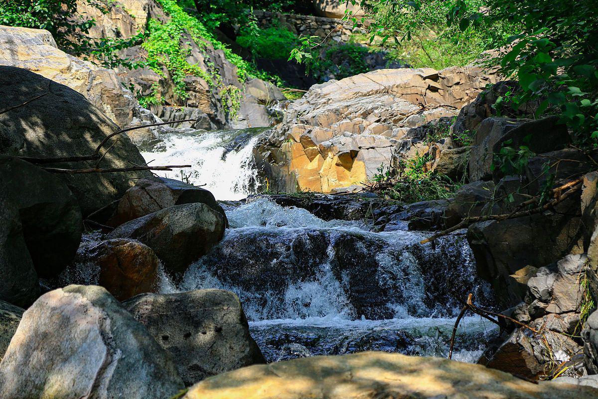 心灵的归属 在生活的快节奏中,我们常常渴望寻找一个宁静祥和的地方