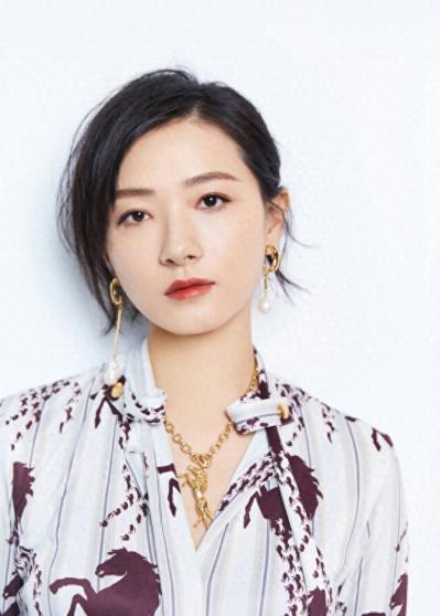 万茜:勇敢闯出自己的一片天地 万茜的故事告诉我们,即使在充满坎坷和