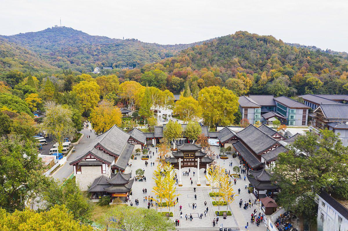 超山aaaa风景名胜区,杭州的秋季旅游胜地 杭州,位于浙江省东南部,是