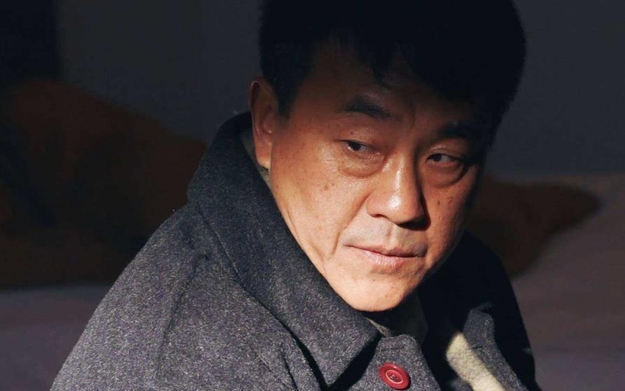 何冰老师后浪事件 何冰老师因后浪事件被网暴,这一系列事件引发了诸多