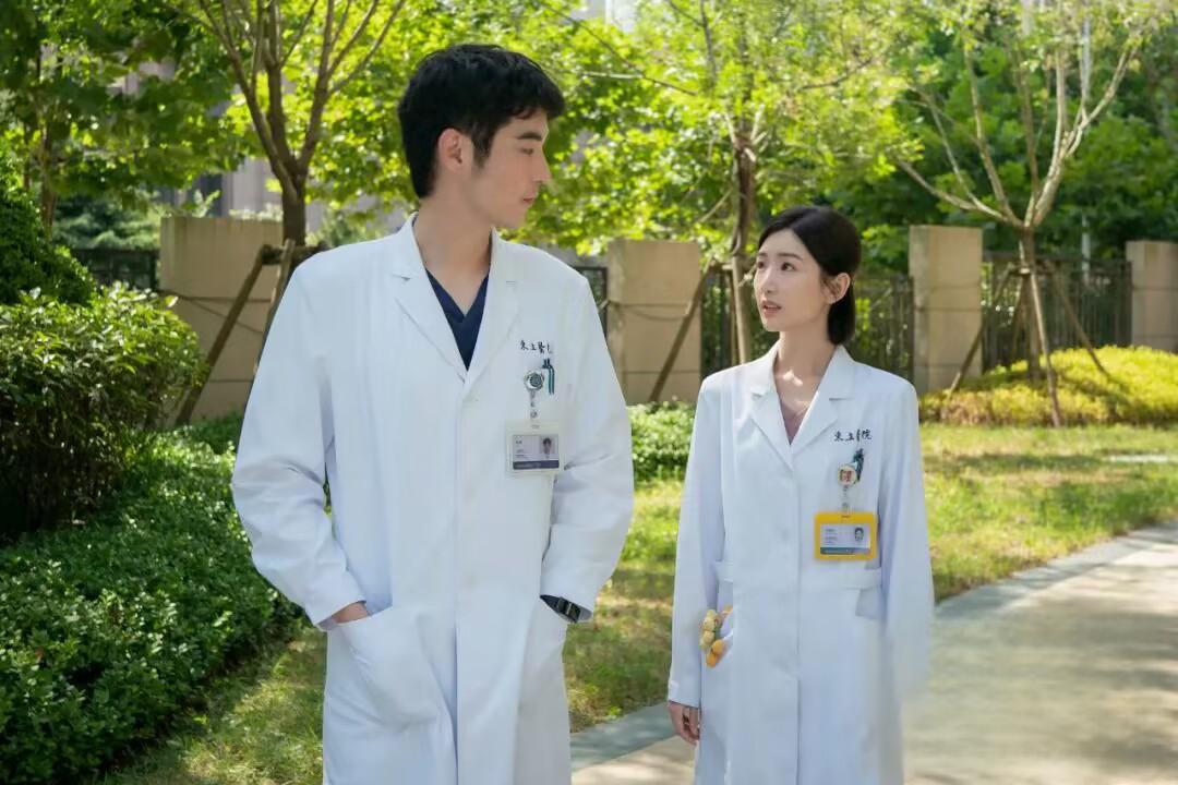 赵又廷新剧《问心》:职场中的倒霉蛋 赵又廷在电视剧《问心》中扮演的