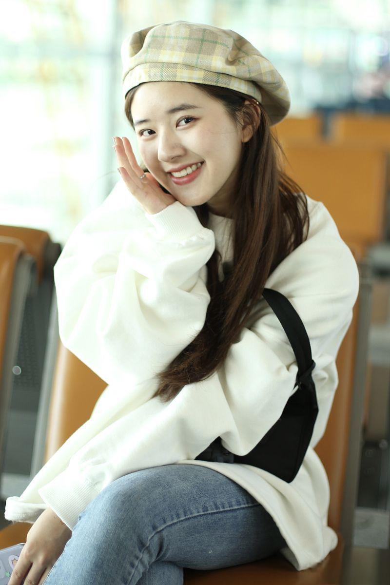 赵露思:从网红到明星的成功之路 赵露思成功转变为一位备受瞩目的明星