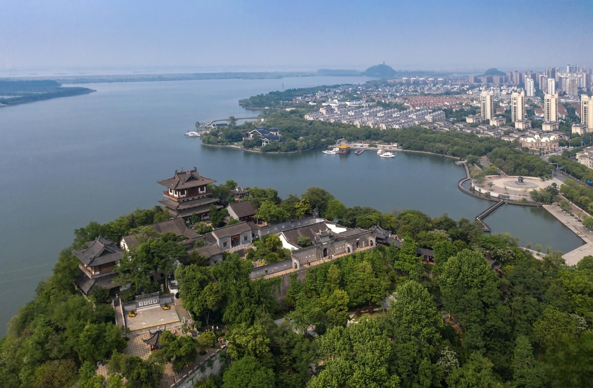 镇江,一个兼具历史文化和自然景观的旅游目的地 镇江,一座历史悠久