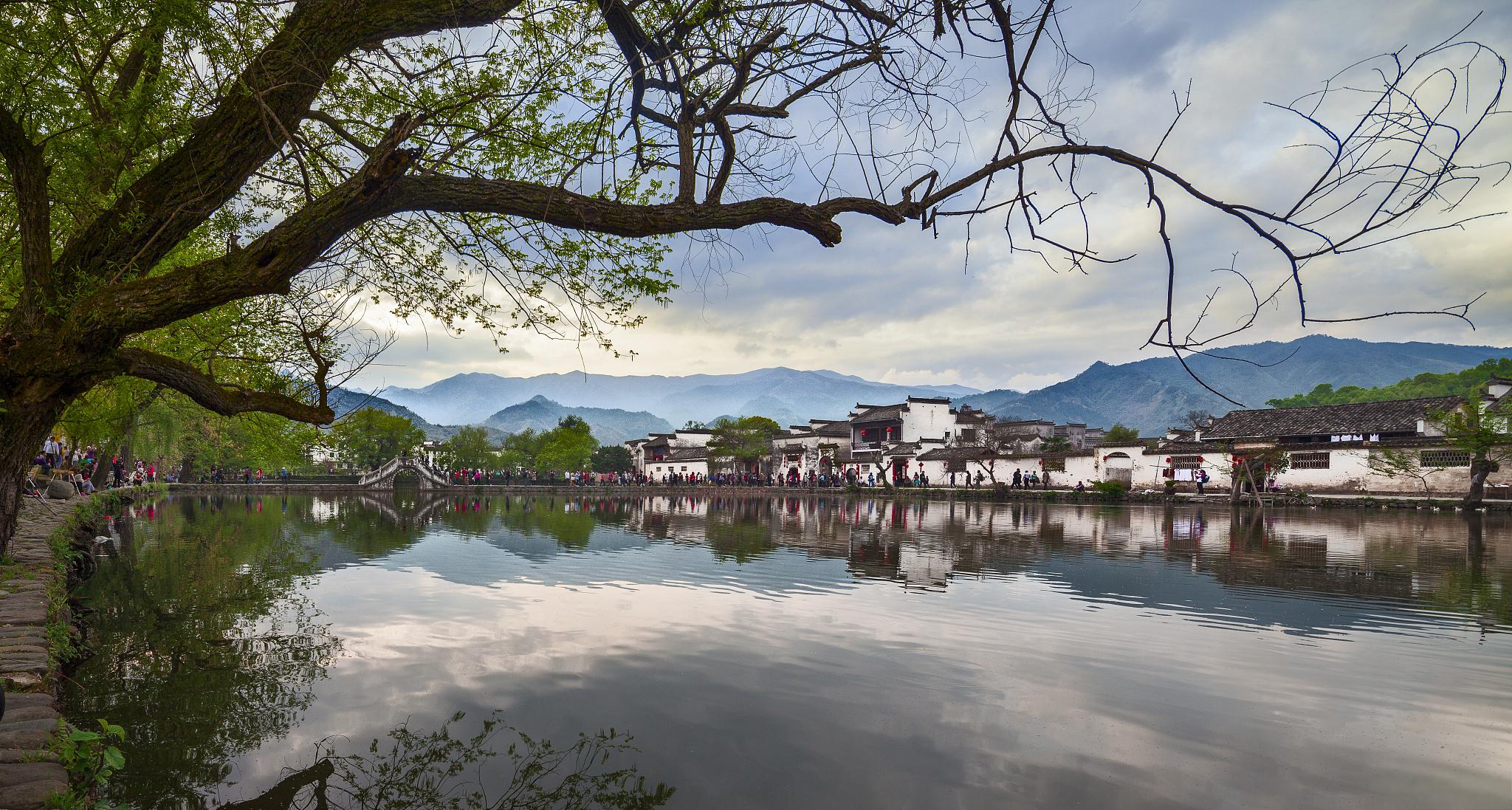 那就来参加我们的新安江山水画廊与徽州古城一日游吧!