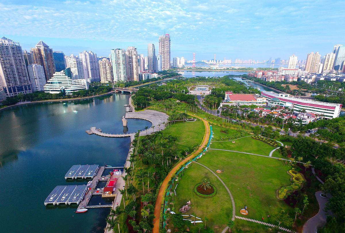 厦门:魅力四射,活力之城 这座位于中国东南沿海的城市,以其独特的魅力