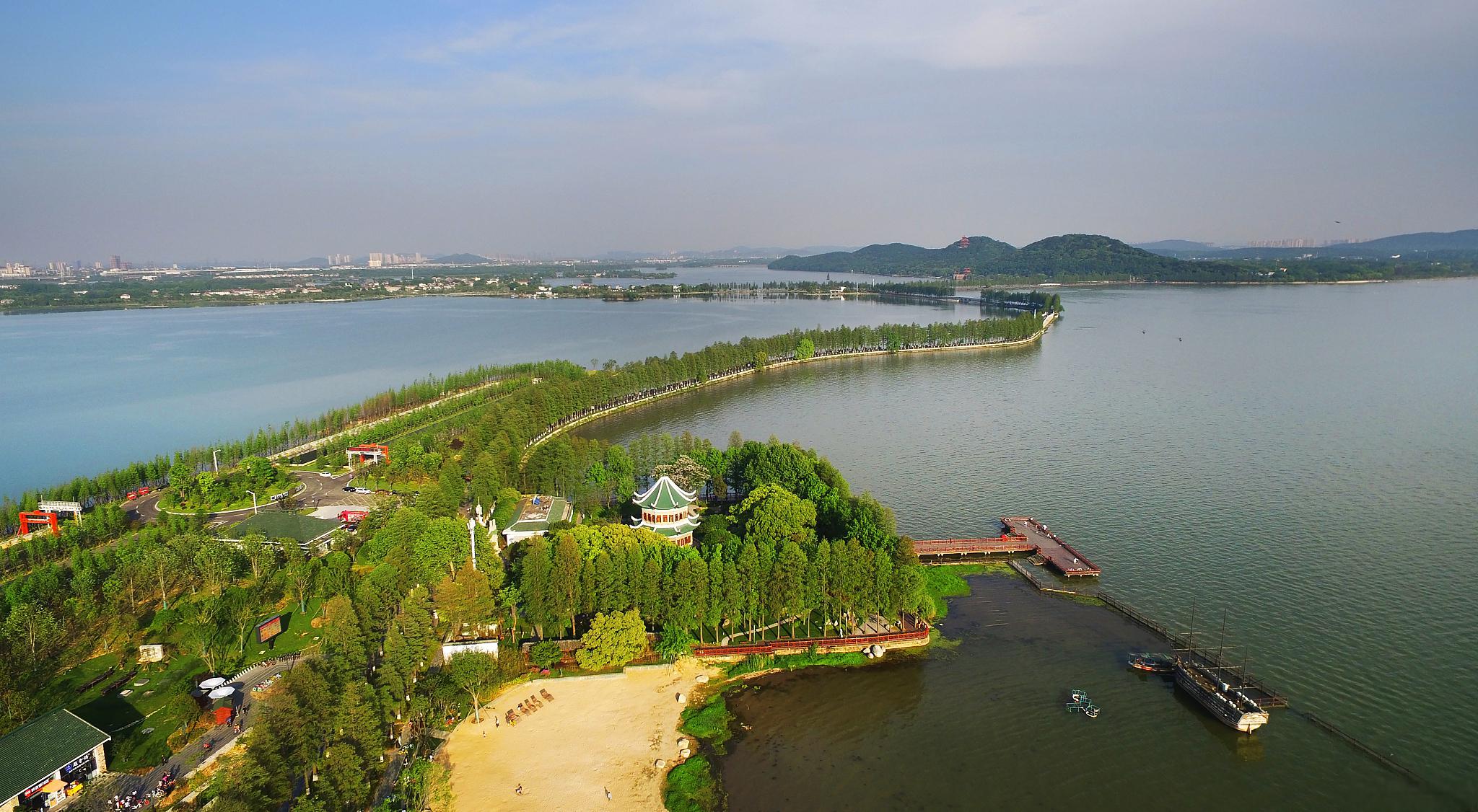 武汉东湖风景区,一起来感受它@张大佬看旅游的动态