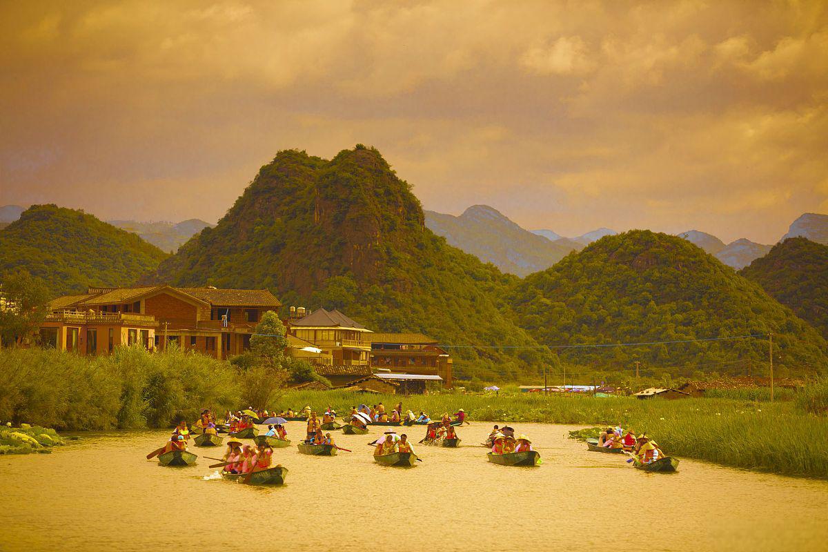 探访蒲麻镇的魅力之旅 蒲麻镇,这个隐藏在甘肃大山深处的小镇,以其