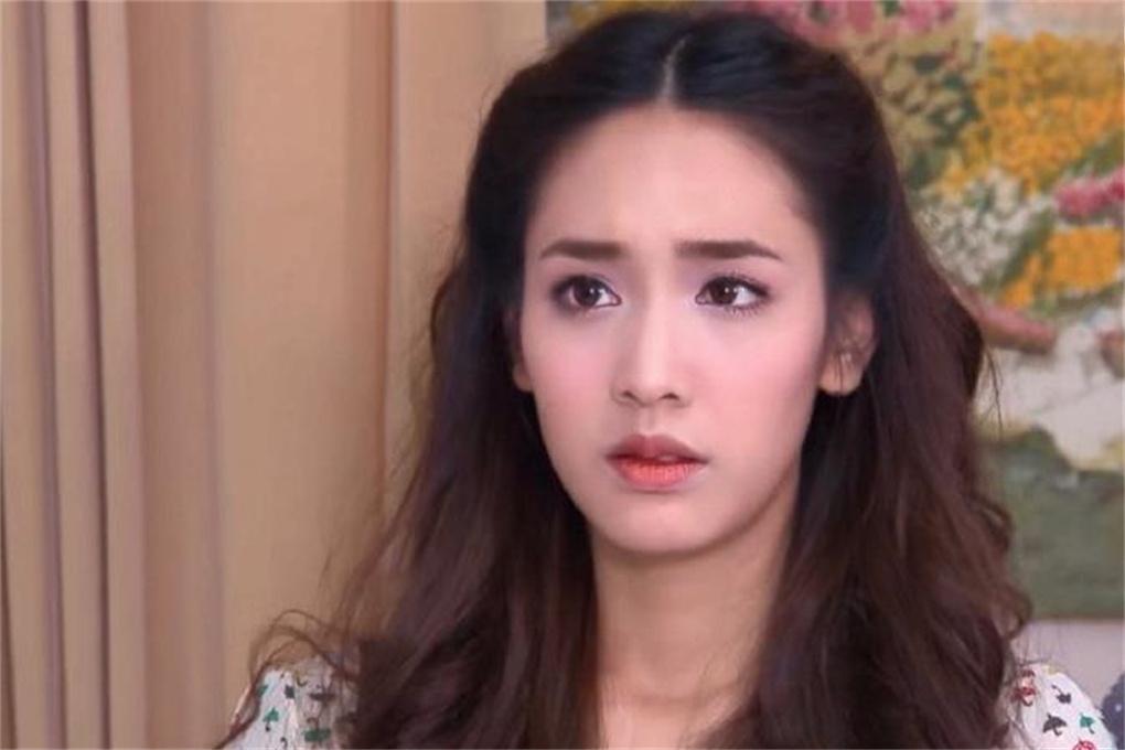 泰娱白富美min首次公开新男友 min邱敏敏是泰国一线女星,家族在泰国