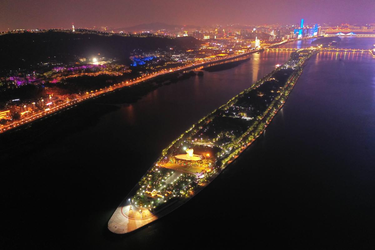 橘子洲夜景真实照片图片