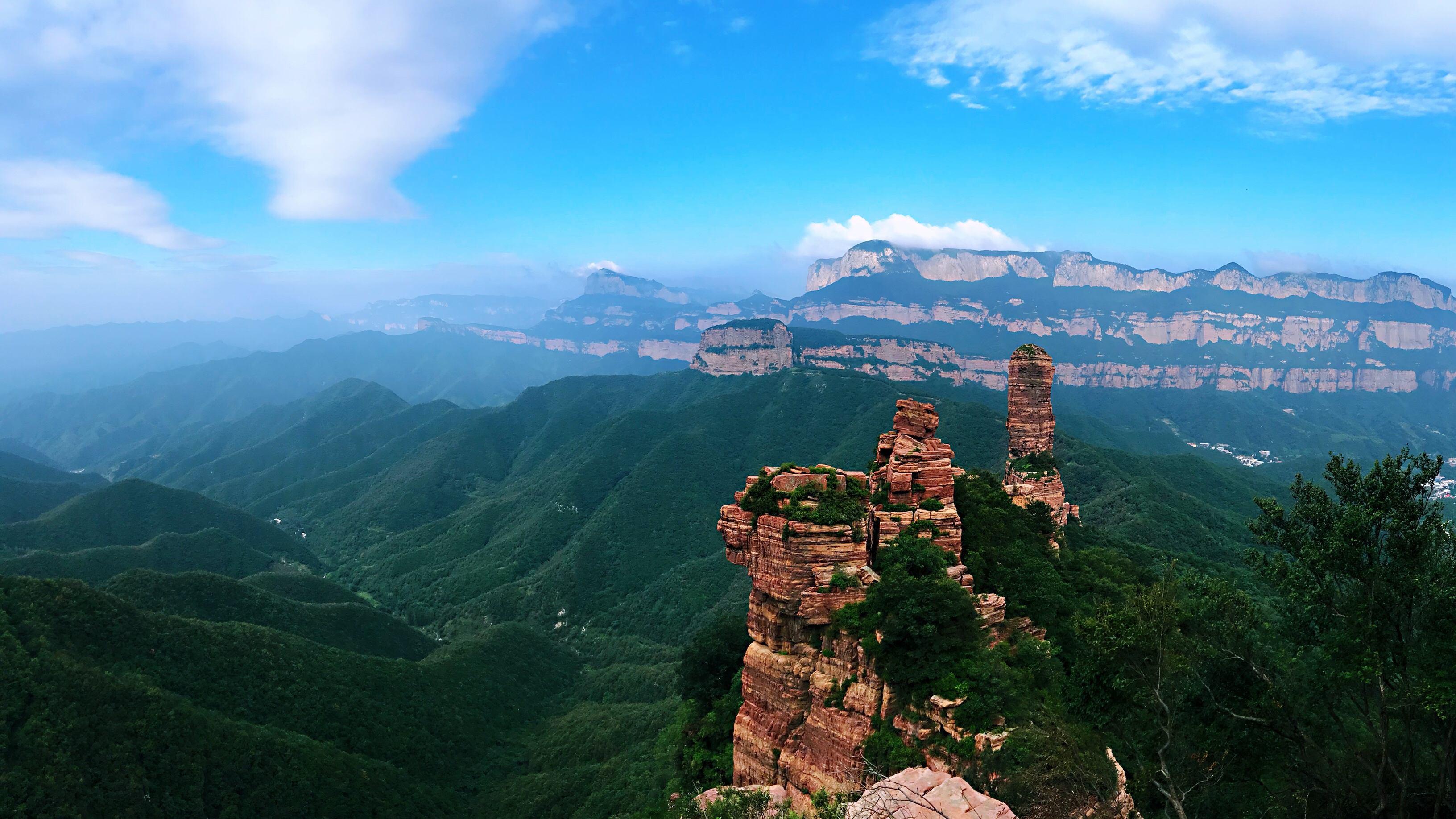 河北张家界和湖南张家界有什么区别 湖南张家界是一个闻名遐迩的旅游