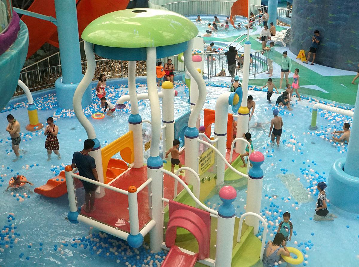 郁金香摩锐水世界 郁金香摩锐水世界位于北京市,是一座室内水上乐园.