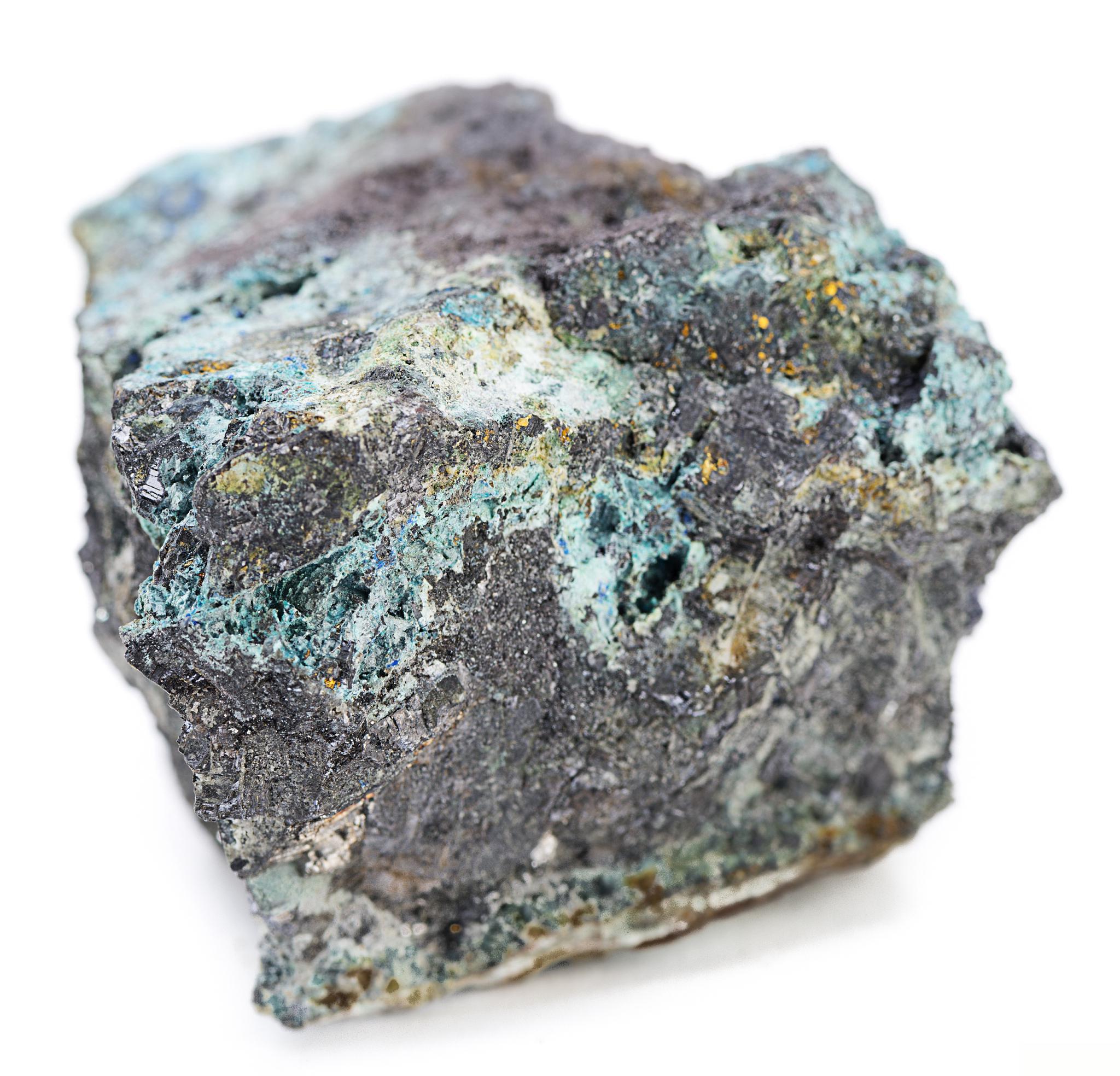 矿石进口清关代理:钽铌矿进口流程 钽铌矿是一种稀有金属矿,具有高