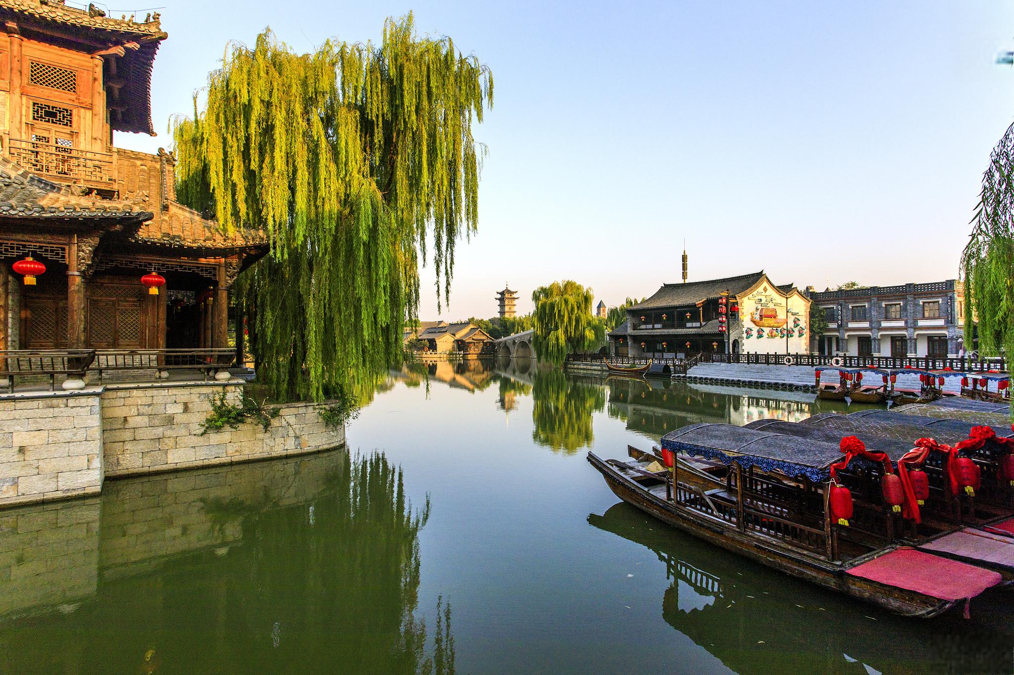 北塘古镇旅游攻略 北塘古镇位于中国江苏省无锡市,是一个保存完好的