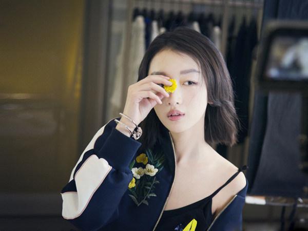 周冬雨:娱乐圈底线之争 周冬雨在新剧中的角色造型过于"没有底线"