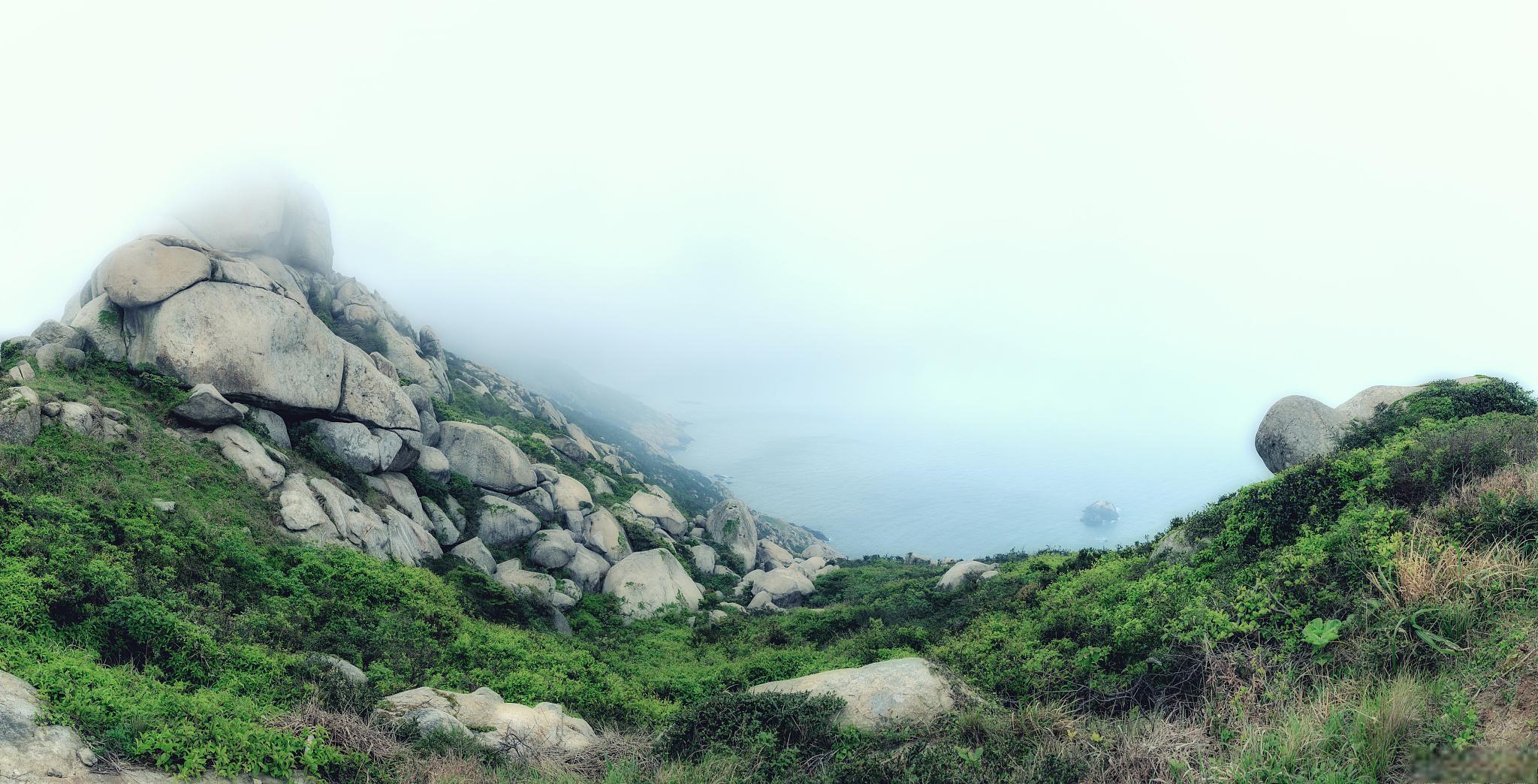 大青山,舟山群岛的象征 大青山位于中国东海之滨-属于舟山群岛中的
