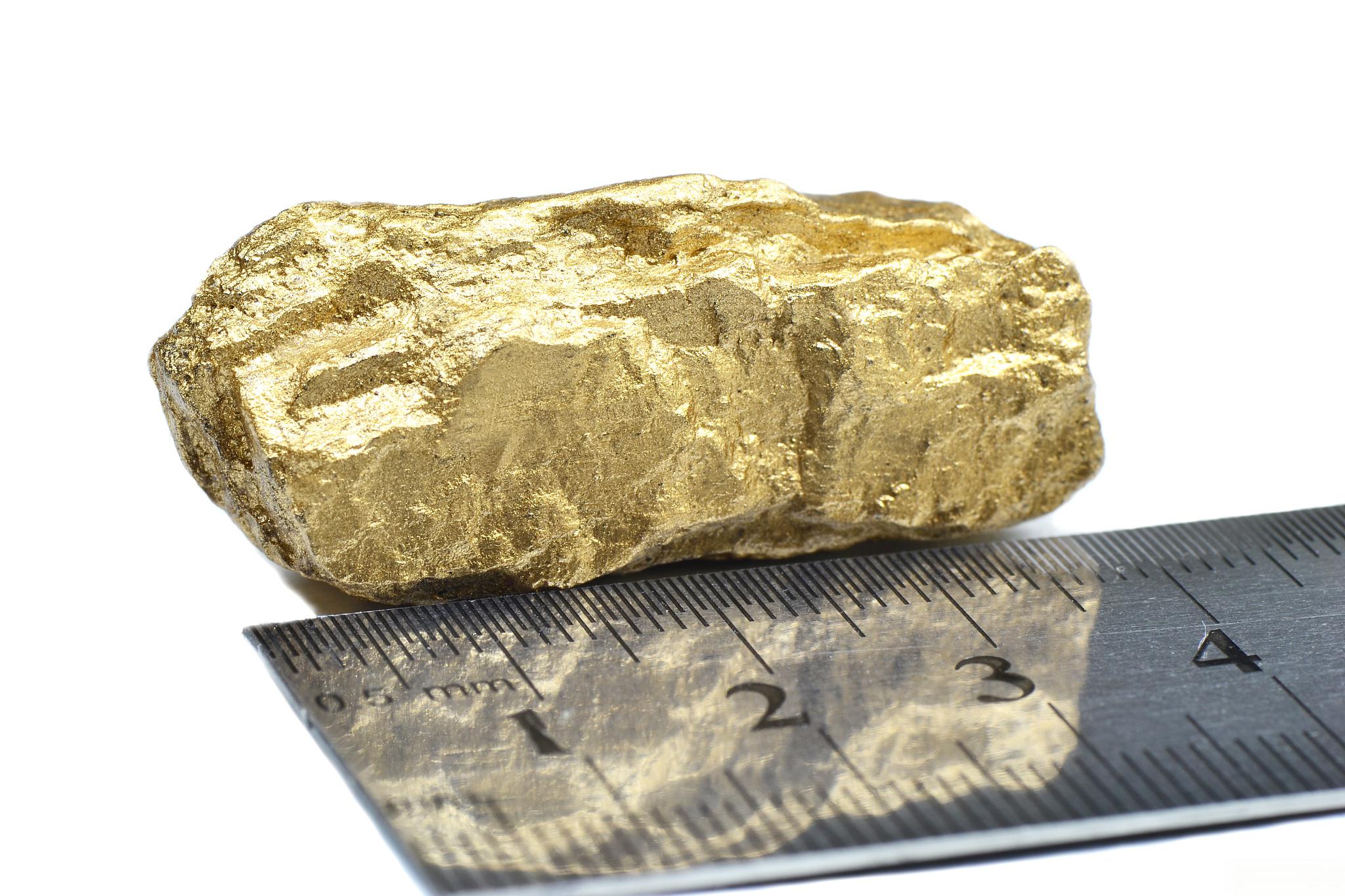 加纳金矿石进口清关所需资料 黄金是世界上最重要的金属之一,进口金矿