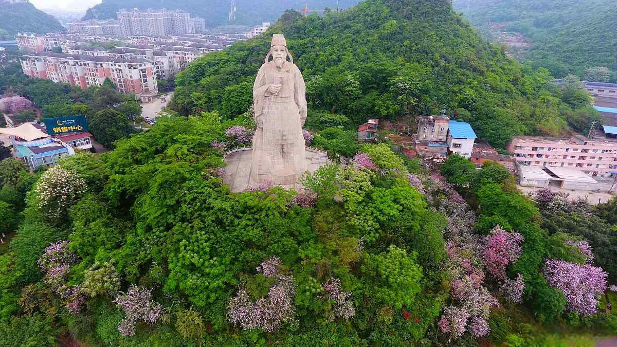 岑溪市旅游攻略 岑溪市是位于广西壮族自治区的一个城市,拥有丰富的