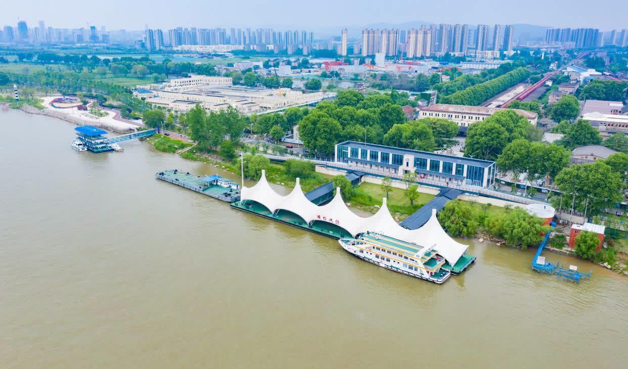 江北新区,南京的新地标 南京这座城市,古今交融,融合了悠久的历史和