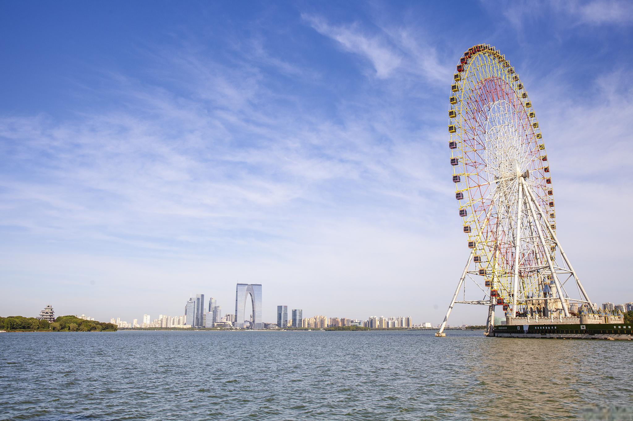 苏州市金鸡湖景区好在哪里 苏州市金鸡湖景区是国内旅游必去的十大地