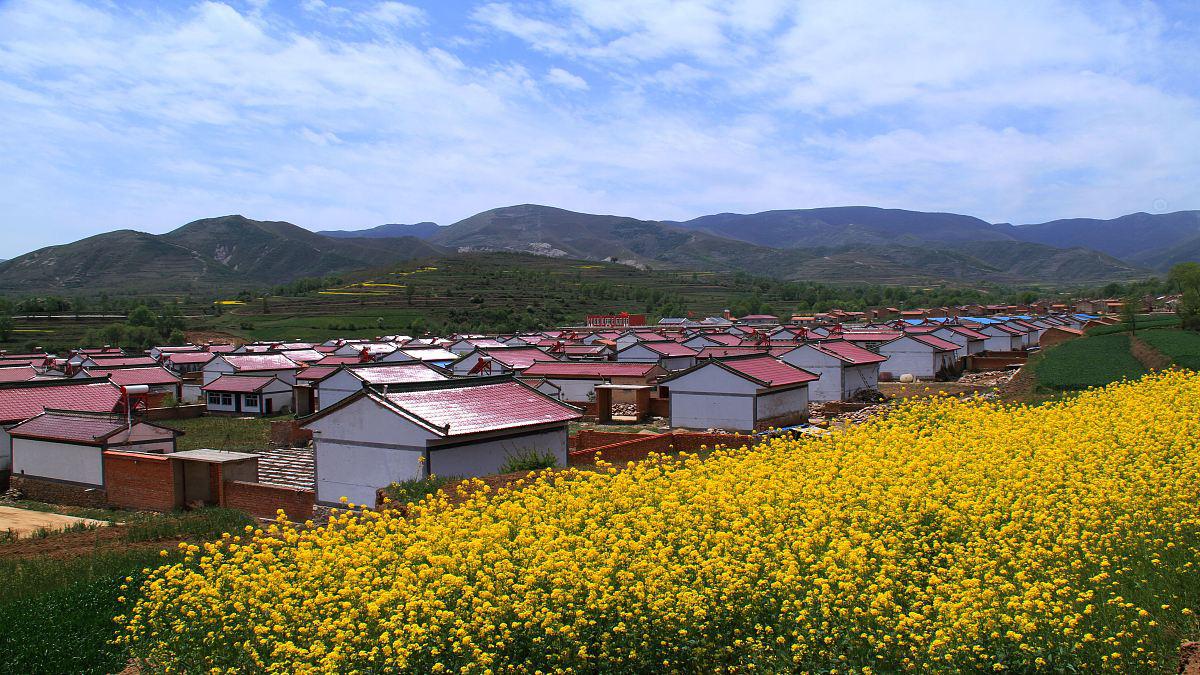 小村庄的自然风景 在城市的喧嚣中生活久了