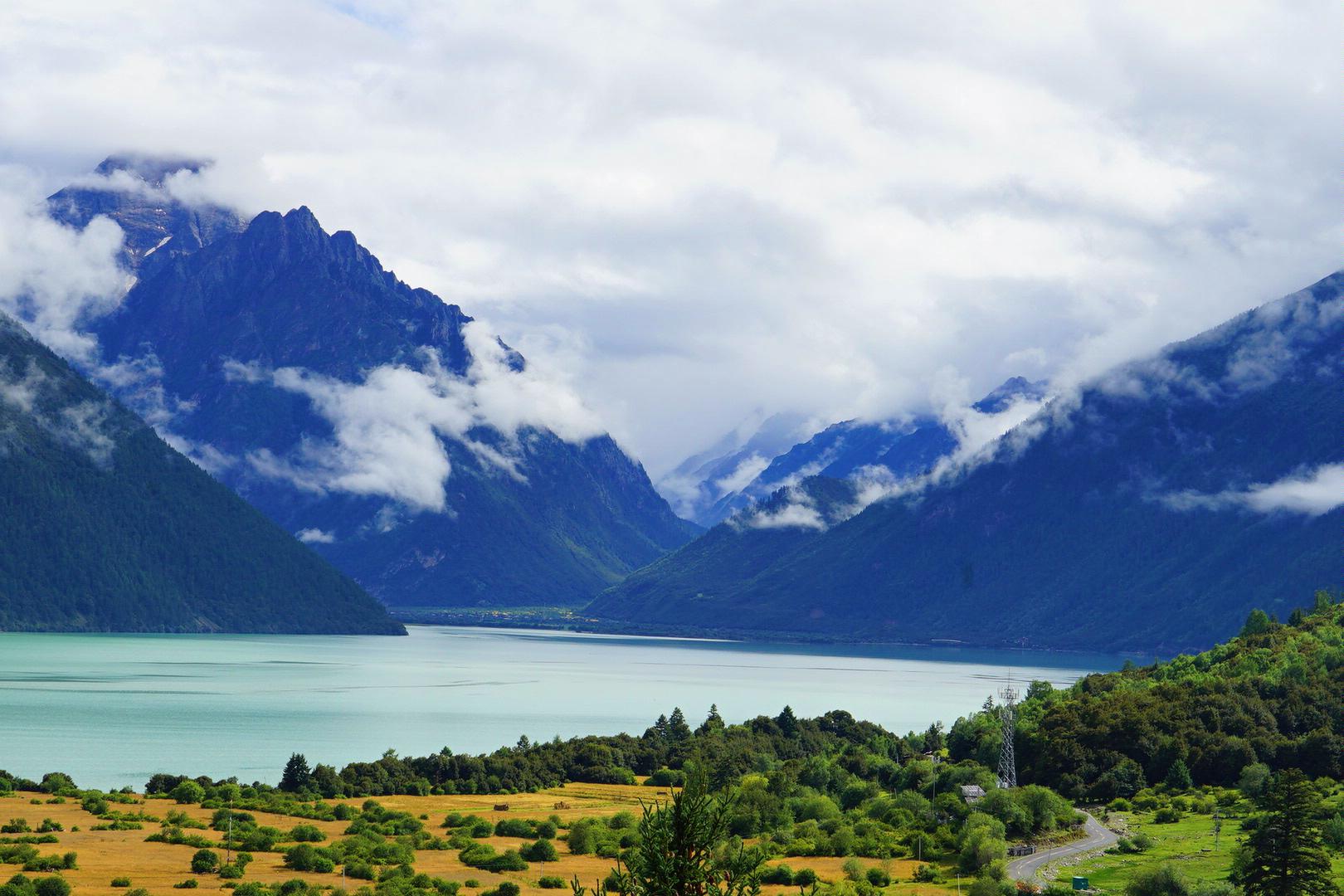 西藏林芝巴松措旅游攻略 如果你来西藏林芝,一定要来巴松措.