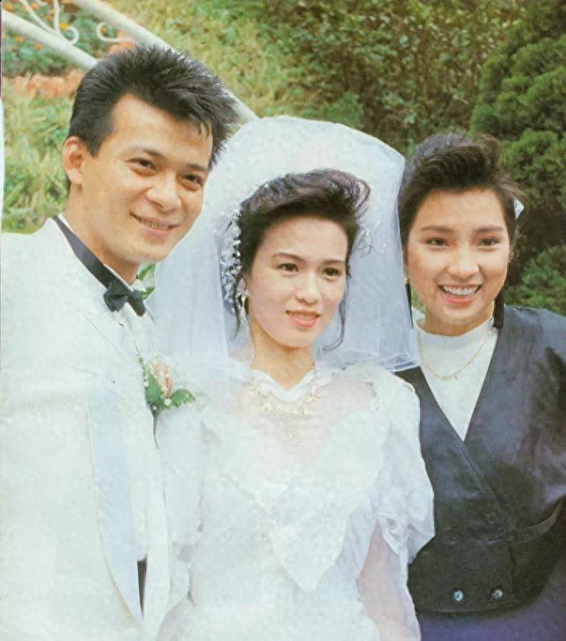 如今,黄日华是否要重新迈出爱情的一步,无论如何,这都是他个人的决定.