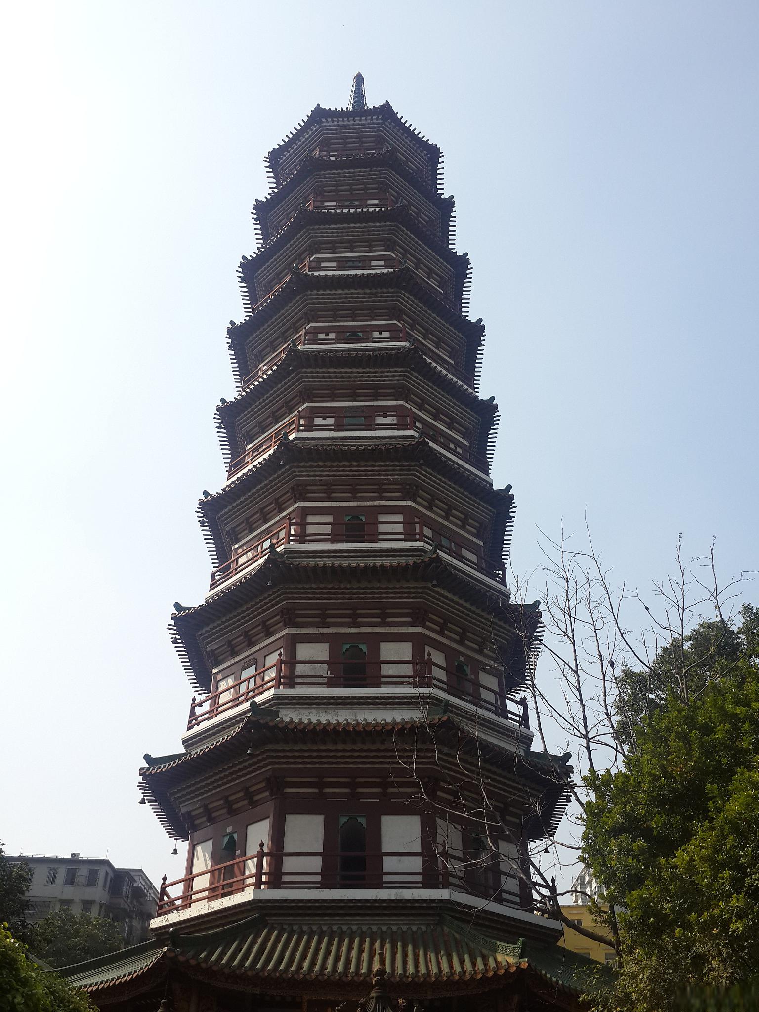 南昌旅游攻略 南昌,作为江西省的省会城市,拥有悠久的历史和丰富的