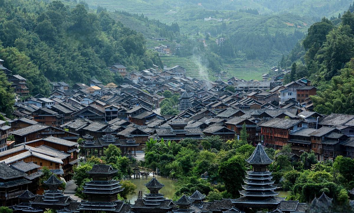 位于中国贵州省黔东南苗族侗族自治州,是一个充满神秘色彩和秀丽风景