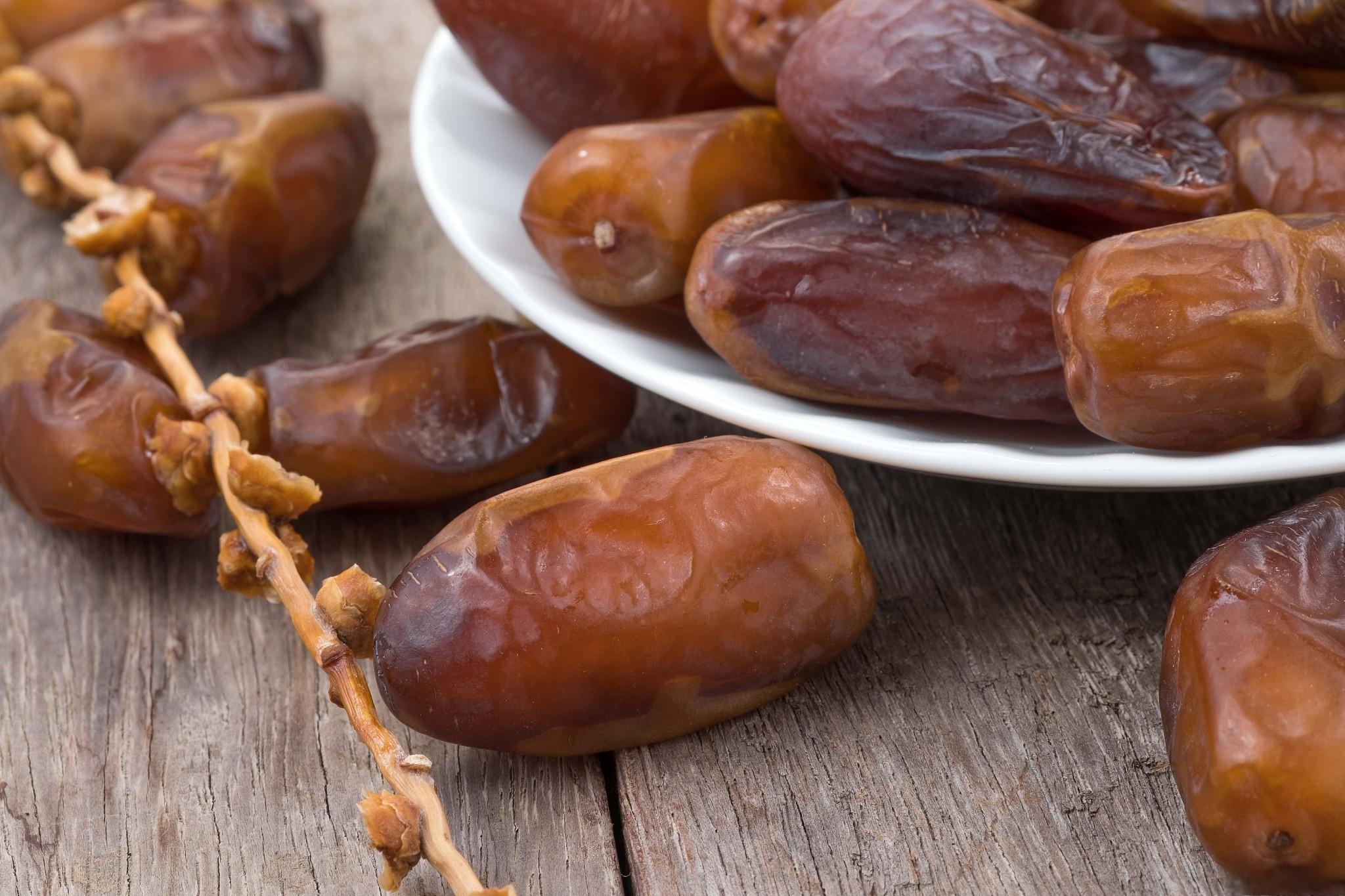 伊拉克干椰枣进口清关报关所需单证及相关资料 伊拉克干椰枣是一种