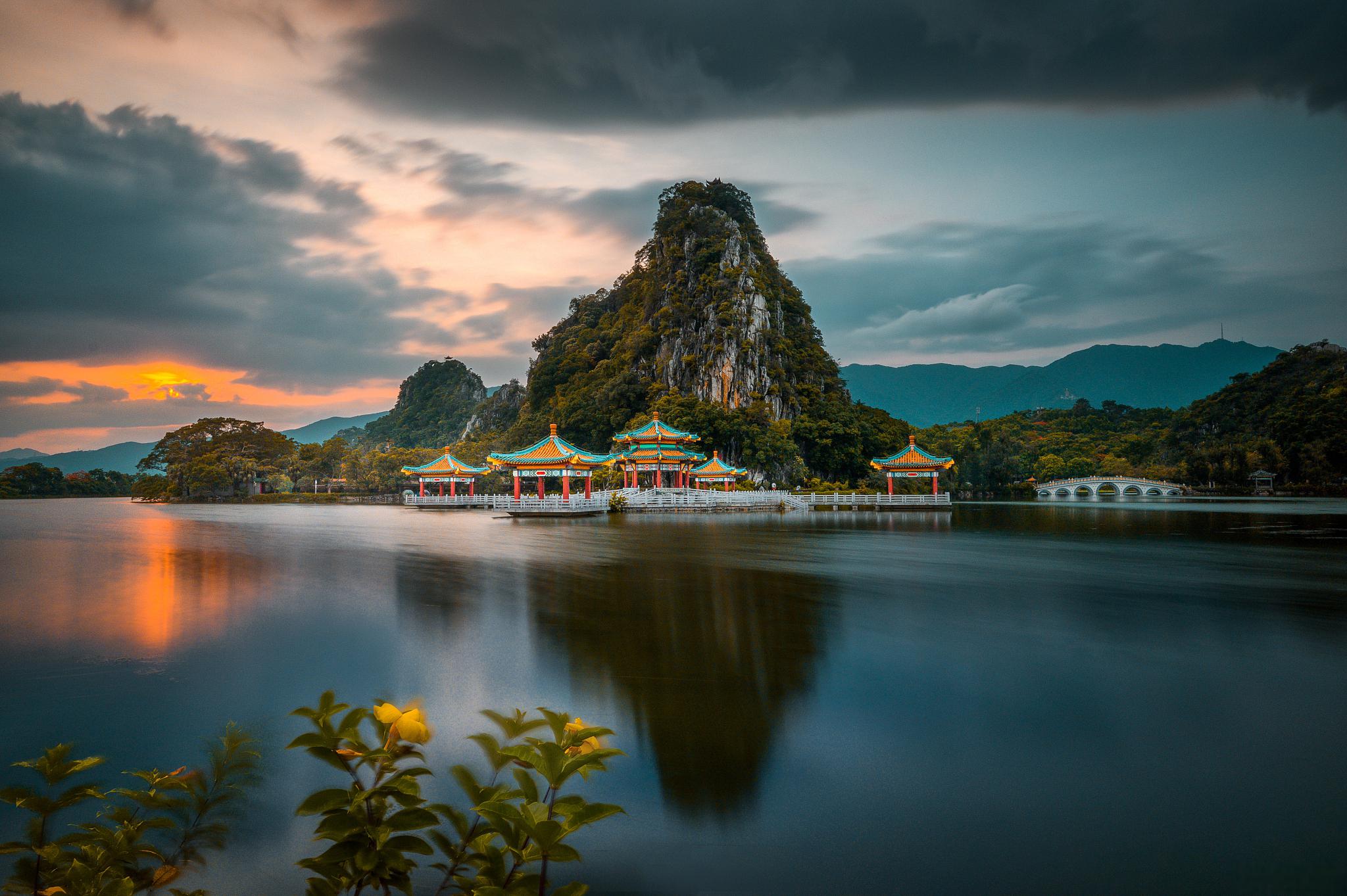 广东阳山:被忽视的旅游胜地 在中国的南端,坐落着一个充满神秘色彩的