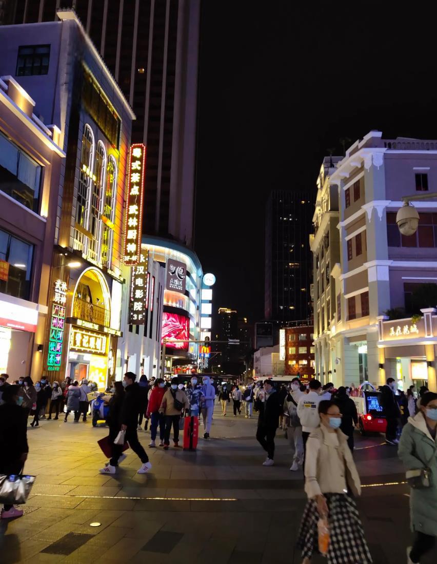 热闹的街景 广州图片