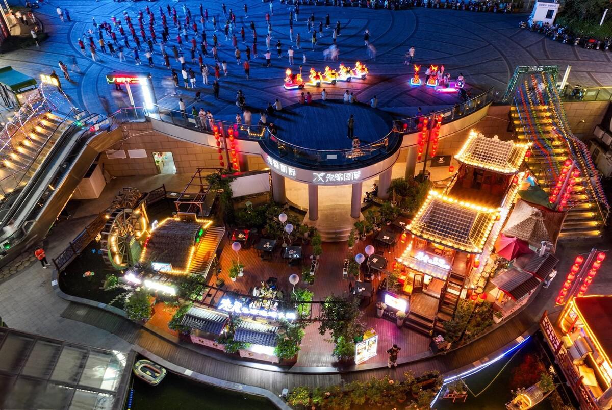 江苏昆山水上夜市:打造江南夜世.@风景说刘哥的动态