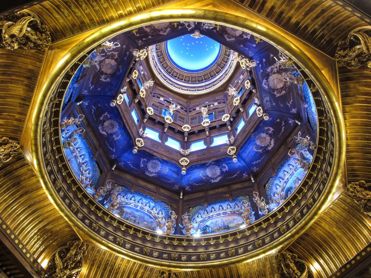 无锡灵山旅游攻略 无锡灵山旅游攻略如下:交通:从无锡市区到灵山风景