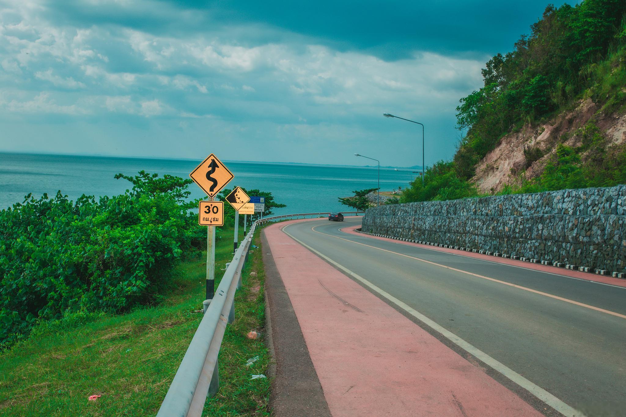 厦门环岛路,骑行美景地 蔚蓝大.@雅星观光车的动态