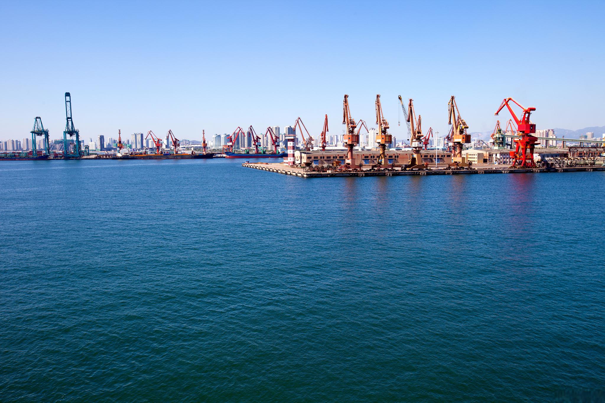 黄骅港一日游攻略 黄骅港,位于河北省沧州市,是一个以煤炭,矿石等散货