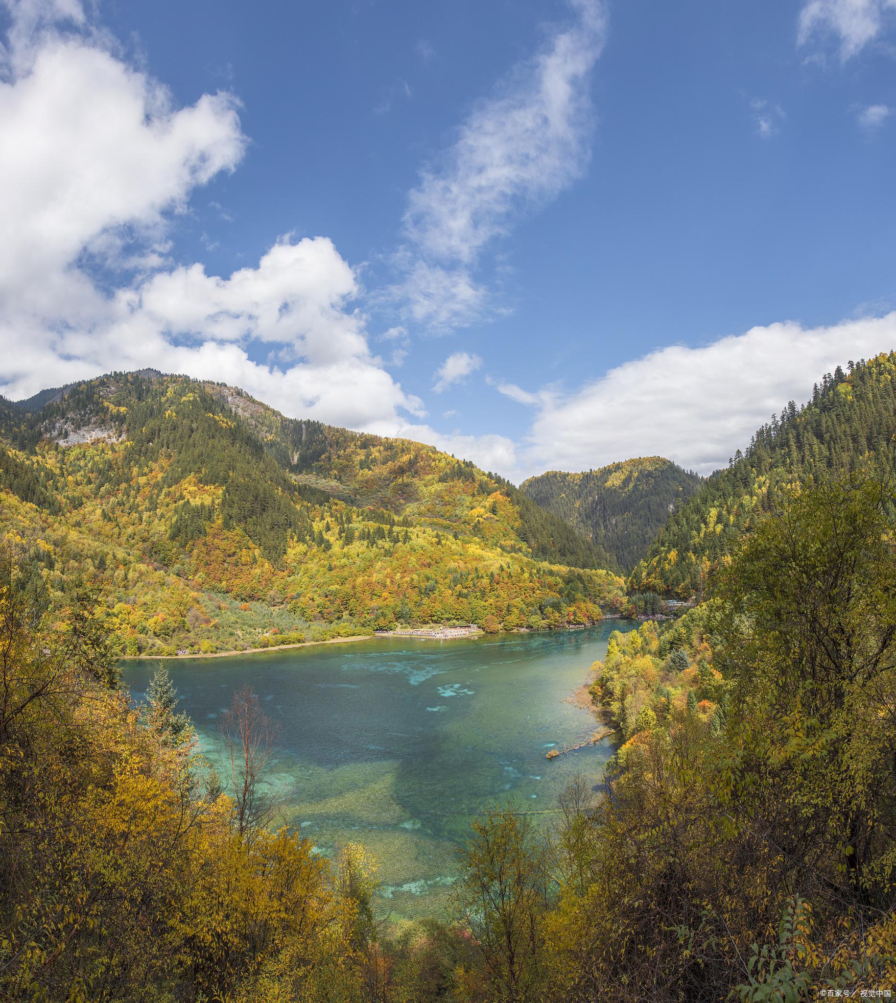 五月份去九寨沟旅游攻略 九寨沟位于四川省阿坝藏族羌族自治州,是中国
