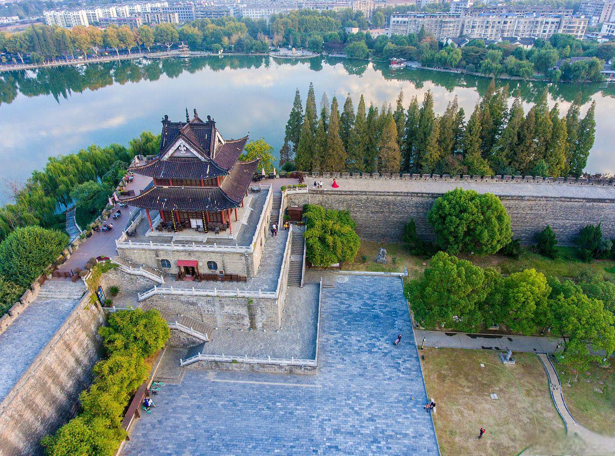 应城旅游攻略 应城,这座拥有着悠久历史和独特文化的城市,近年来逐渐