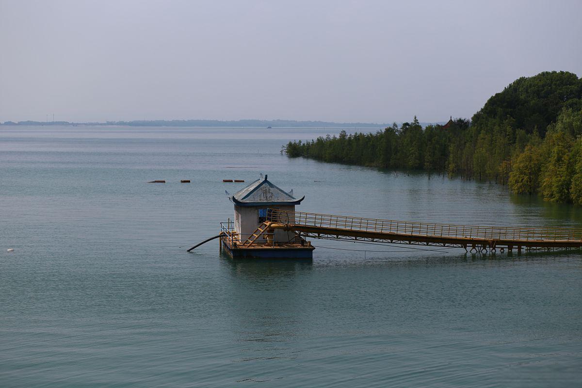 湖北鄂州梁子岛风景区旅游景点 梁子岛风景区是一个以湖泊,岛屿,山林